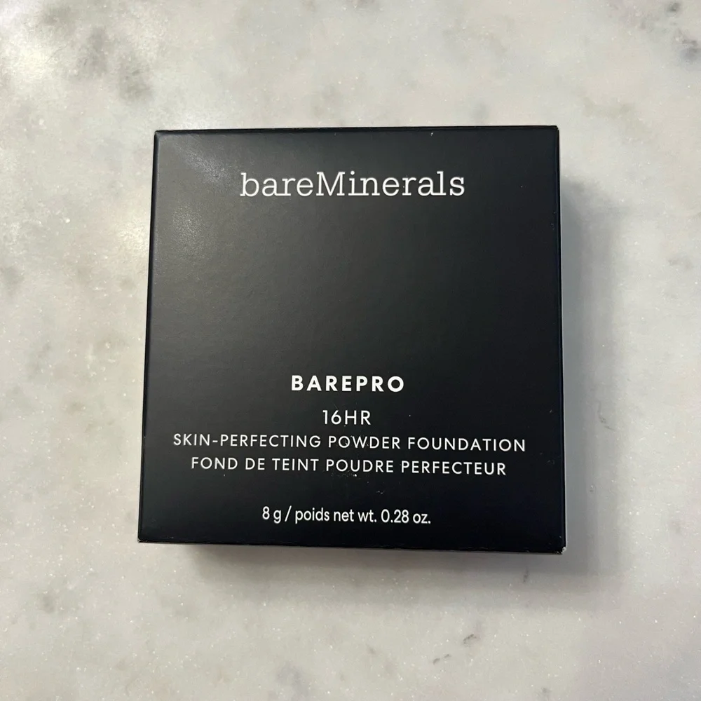 New bareMinerals DEEP 60 COOL Barepro‎ 16HR Skin-Perfecting Powder Foundation